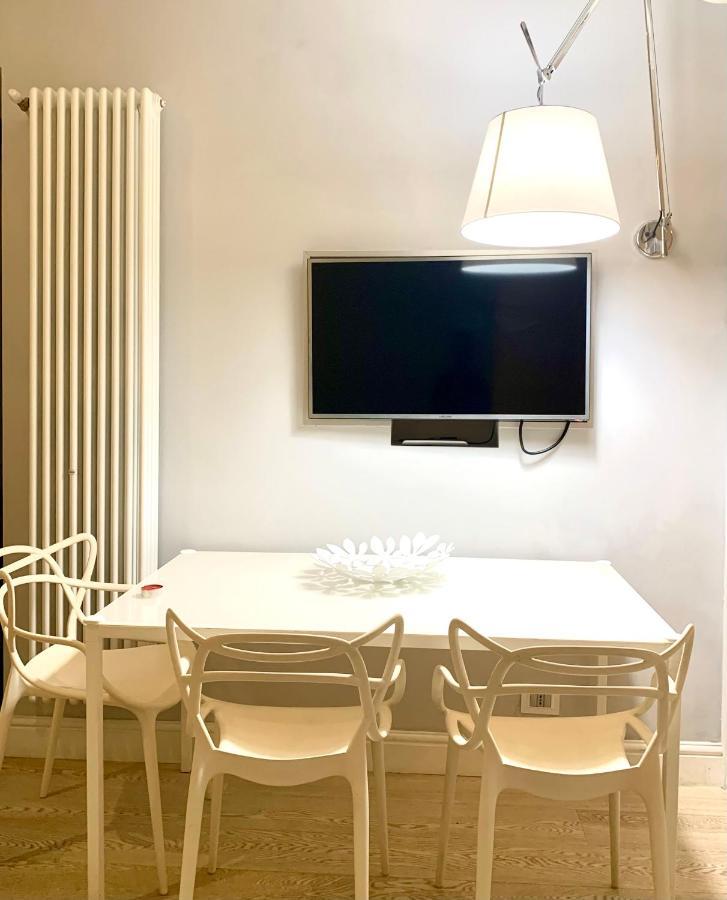 Mc - Piazza Barberini Appartamento Roma Esterno foto